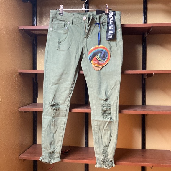 VIP Jeans - Picture 3 of 10